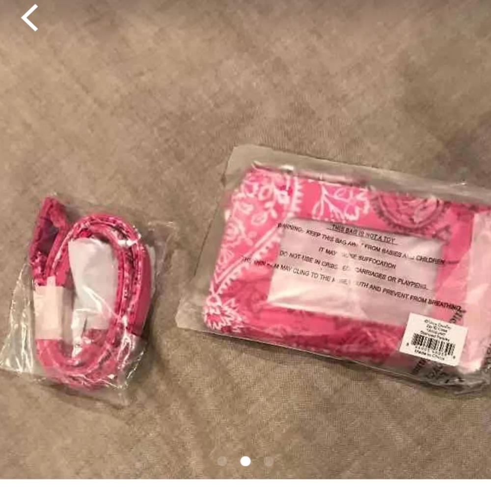 NIP Vera Bradley Zip ID and Lanyard